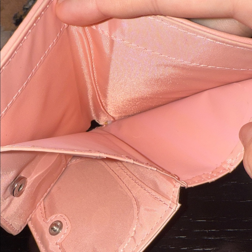 Pink Wallet - Picture 5 of 6